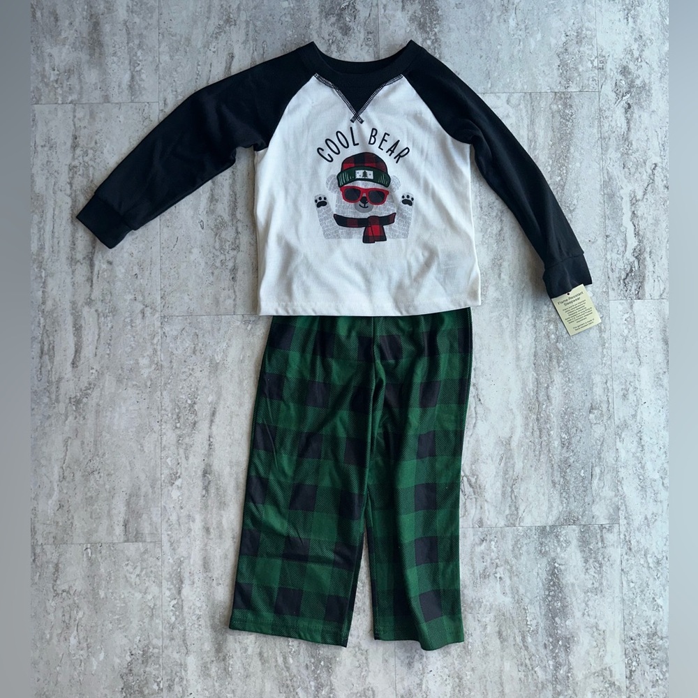 Cuddl Duds Pajamas sets